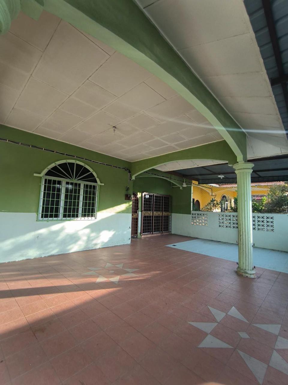 Homestay Sungai Besar Holiday home *